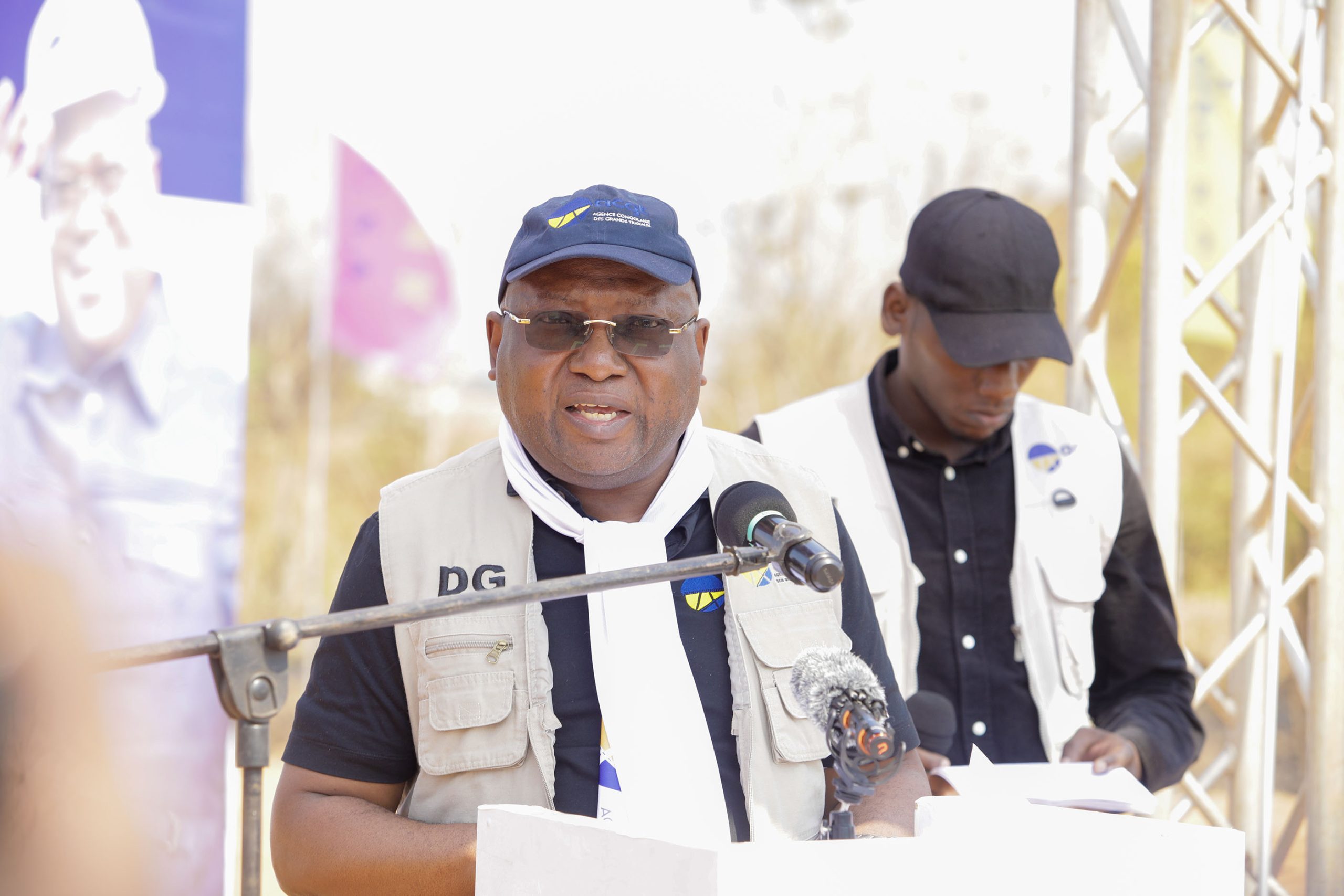 Lire la suite à propos de l’article Discours de Monsieur le Directeur Général de l’Agence Congolaise des Grands Travaux à l’occasion de la cérémonie de lancement officiel des travaux de la Route Nationale Numero 1 tronçon Mbuji-Mayi – Nguba (848 KM)