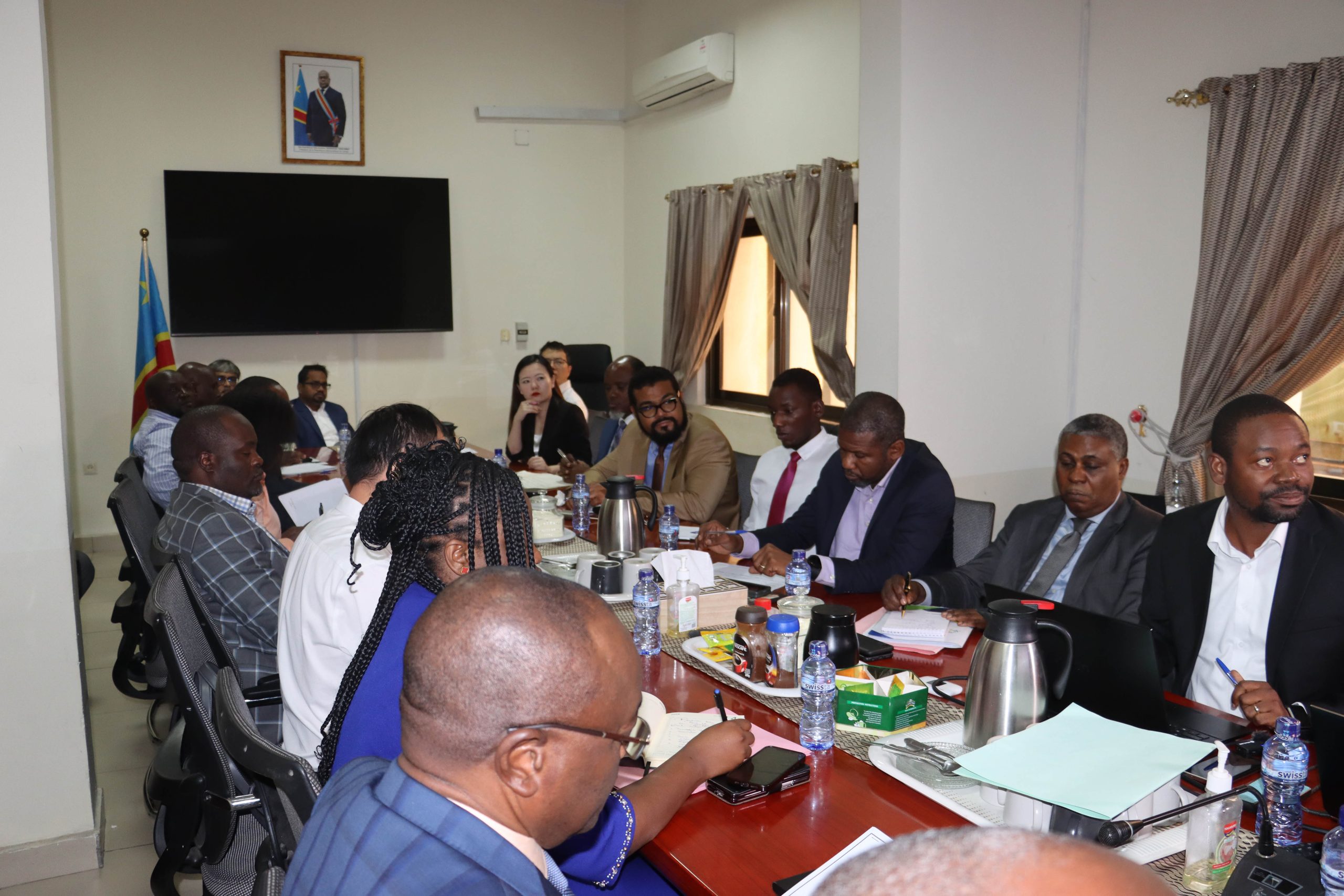 Lire la suite à propos de l’article Programme Sino-Congolais : Séance de travail entre l’ACGT et les entreprises congolaises sous-traitantes de SISC.SA