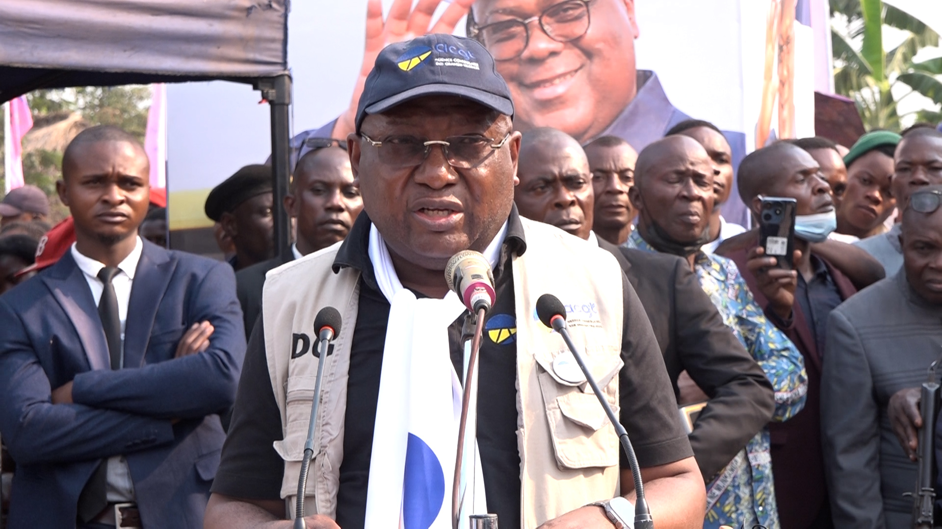 Lire la suite à propos de l’article DISCOURS DE MONSIEUR LE DIRECTEUR GENERAL DE L’AGENCE CONGOLAISE DES GRANDS TRAVAUX A L’OCCASION DE LA CEREMONIE DE LANCEMENT OFFICIEL DES TRAVAUX DE LA ROUTE KANANGA – KALAMBA MBUJI