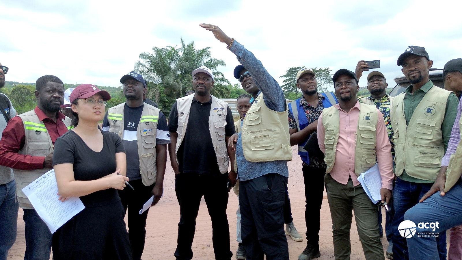 Lire la suite à propos de l’article Rocades de Kinshasa : la mission technique conjointe poursuit l’évaluation des contraintes du projet